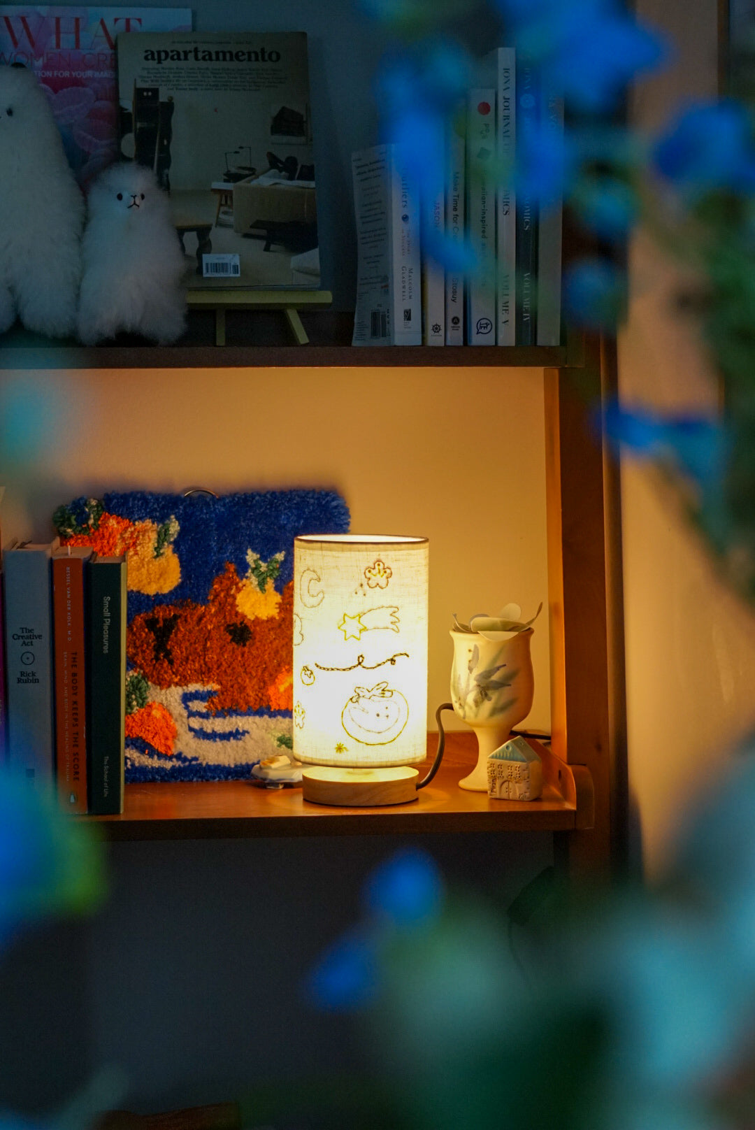 LANTERN EMBROIDERY WORKSHOP