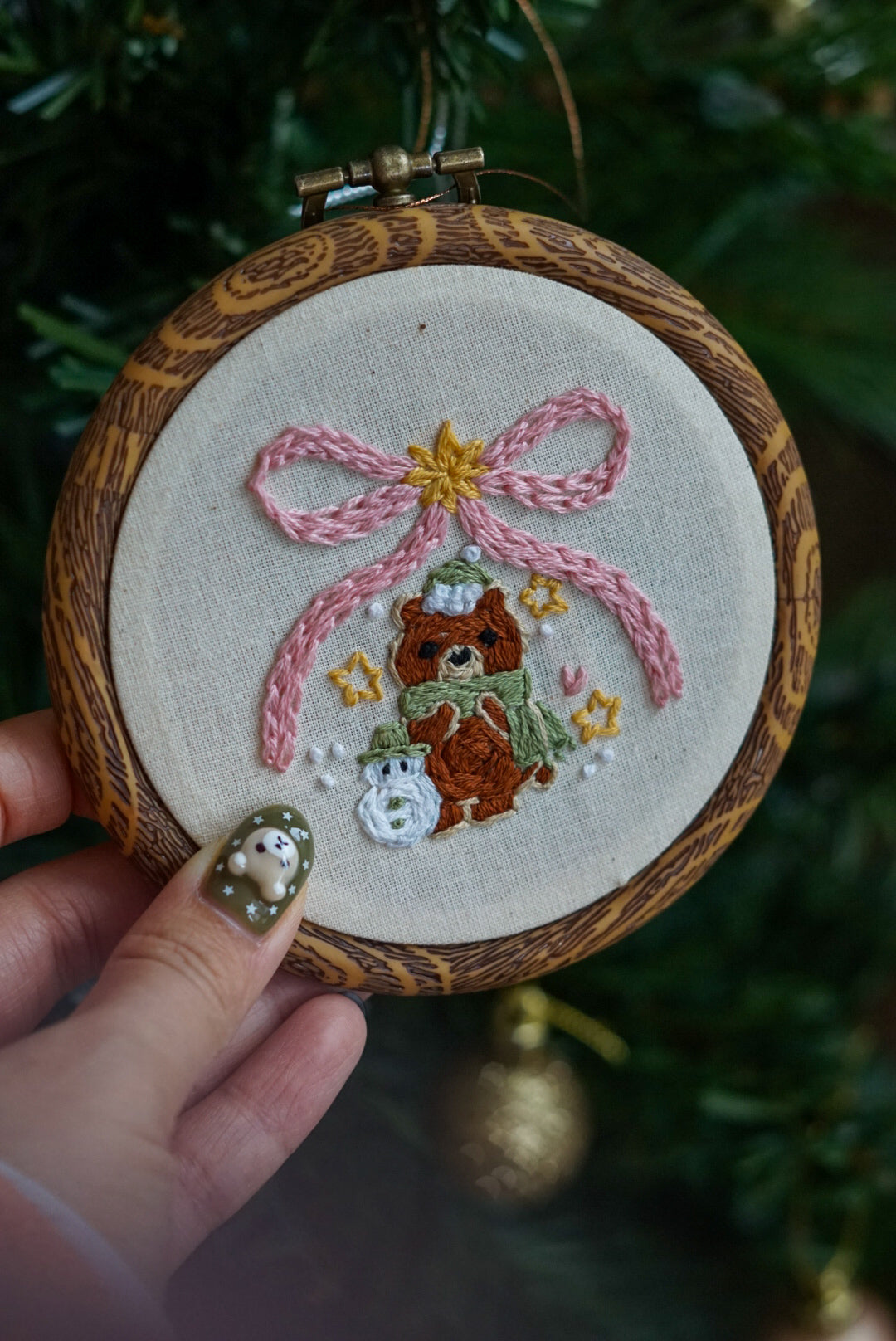 ORNAMENT EMBROIDERY WORKSHOP